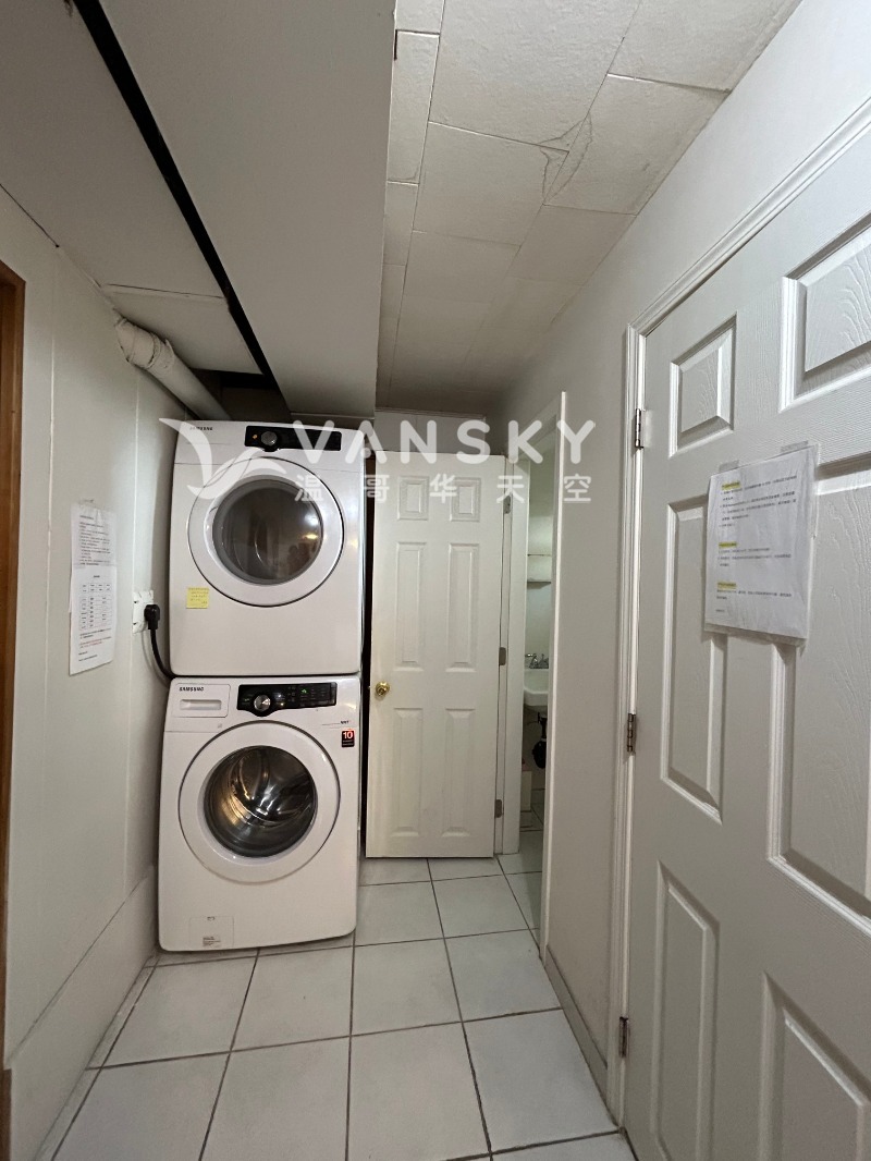 250828164957_Washer  Dryer.JPG